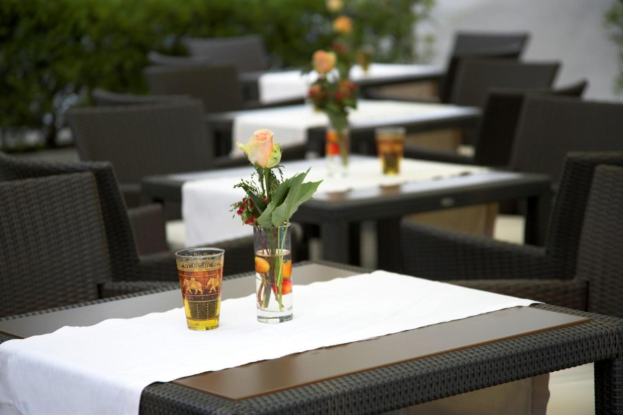 Der Heidehof Conference & Spa Resort Gaimersheim Esterno foto